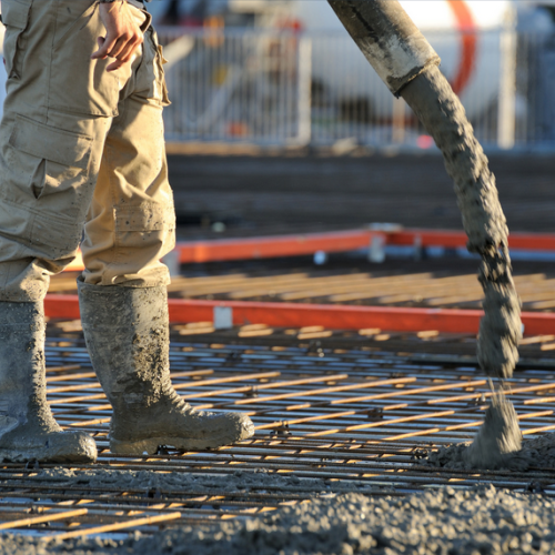 Screenshot 2024-01-16 at 12-49-42 Laying Concrete - Fotos do Canva